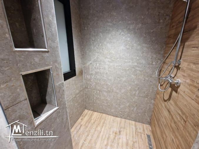 Un duplex avec piscine presque fini à vendre 51355351