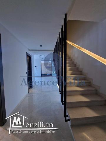 un duplex s+3 à ain zaghouan nord