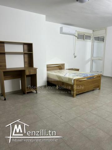 A LOUER un studio S+0 meublé Situé à Sahloul 3