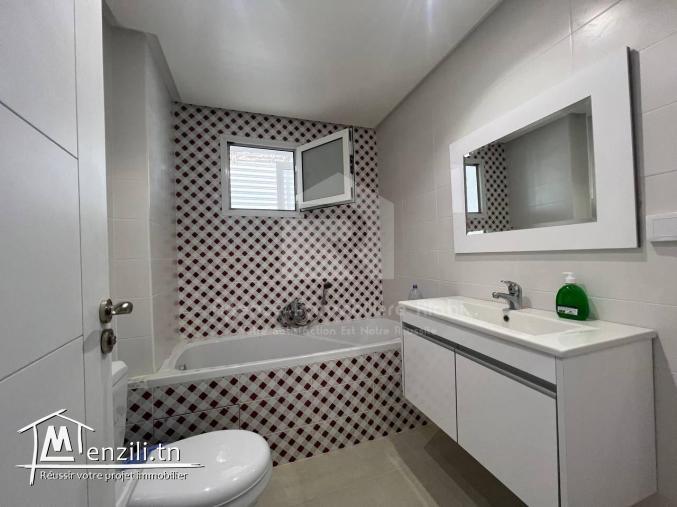 À LOUER ( Annuelle ) un appartement S+2 meublé situé à Cité Olympique Sousse