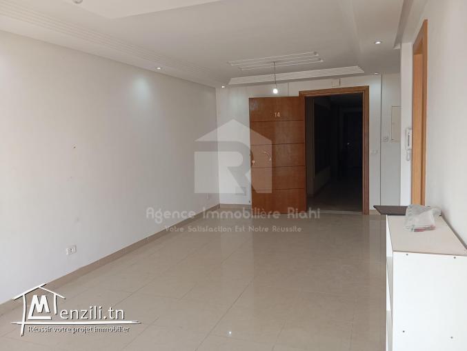 À LOUER (Annuelle) un appartement s+1 sans meuble situé à Sahloul 4