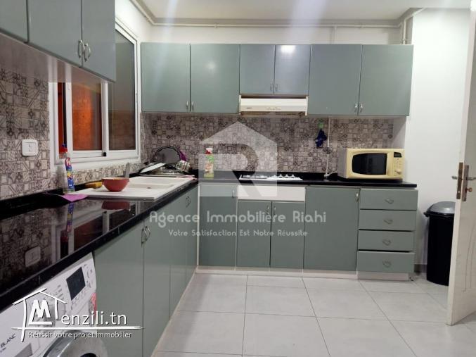 A Louer (Par Jour) un appartement S+2 meublé situé à Cornich sousse