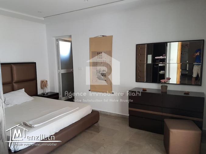 A Louer (Par Jour) un appartement S+1 meublé situé à khezema ouest