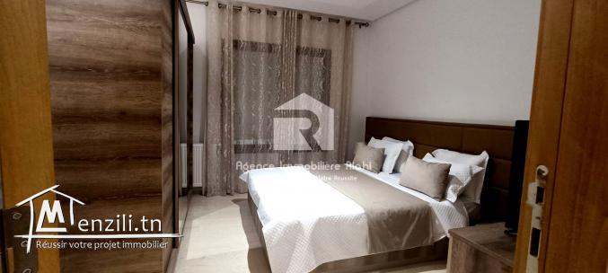  A louer (court durée) un appartement S+2  trés haute standing situé à Panorama 