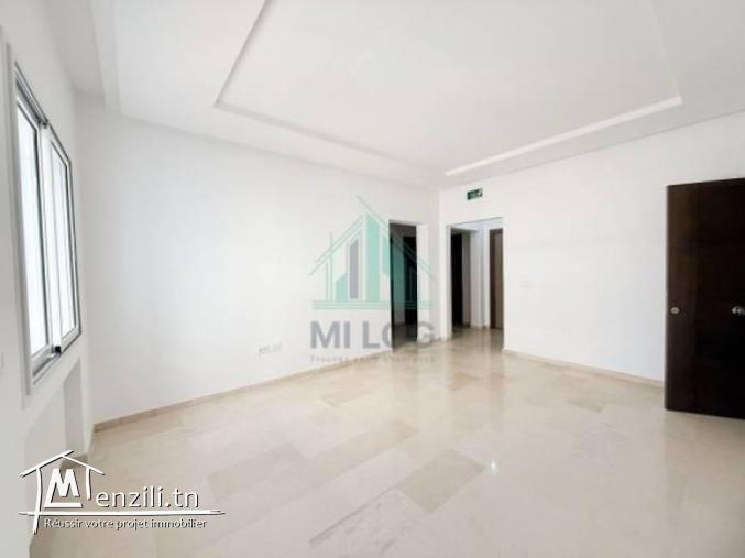 Un Appartement S3 de 141 m² à  Yasminette