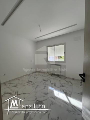 A VENDRE un appartement S+3 situé à Sahloul 4 