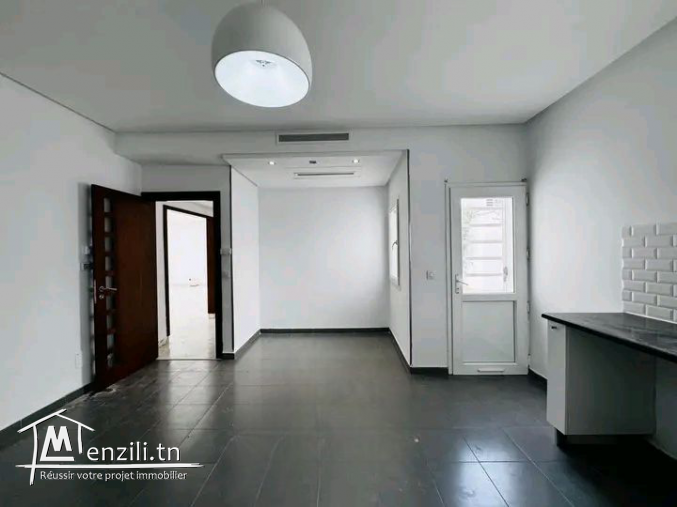 A louer Villa s+5 avec piscine La Marsa