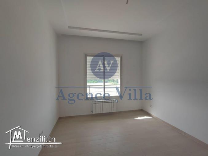 un appartement s+2 à soukra parc