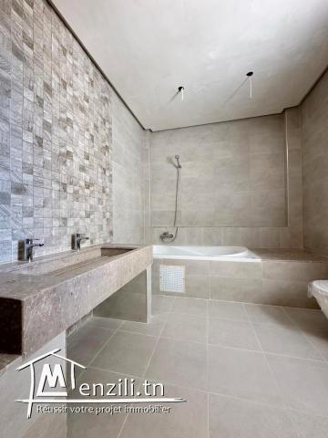 Villa moderne de 580m² à Kalaa Seghira