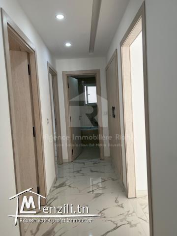 A VENDRE des bureaux A+2 situé à Sahloul 4