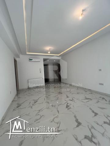 A VENDRE des bureaux A+2 situé à Sahloul 4