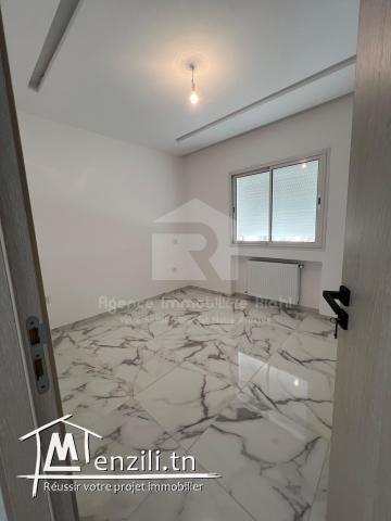 A VENDRE des bureaux A+2 situé à Sahloul 4