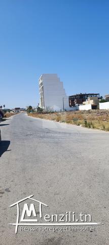 A VENDRE un terrain R+4 prés Clinique Concorde