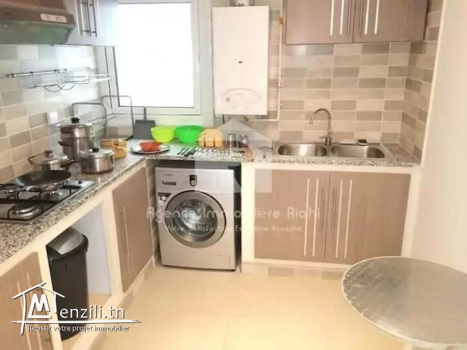 A vendre un appartement S+2 situé à Cornich, Sousse