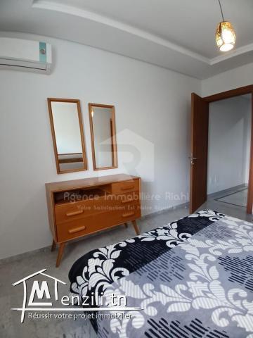 À vendre un appartement S+1 situé à Khzema Est