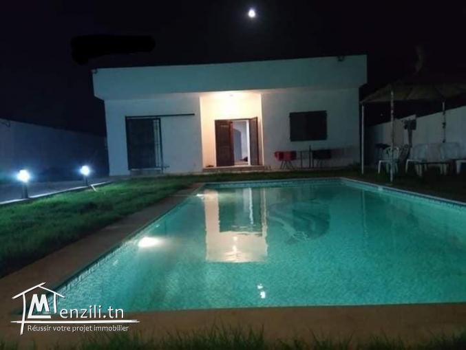 À louer ou vendre une jolie villa avec piscine