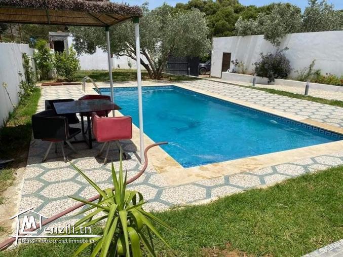 À louer ou vendre une jolie villa avec piscine