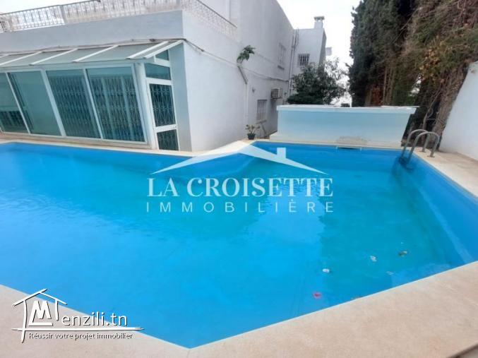 Villa S+7 avec piscine à Gammarth MVL1675