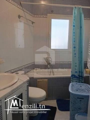 A LOUER un appartement S3 meublé pied dans l'eau situé à Hammem Sousse