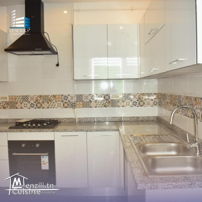 A vendre un appartement S+2 situé à Borj Louzir