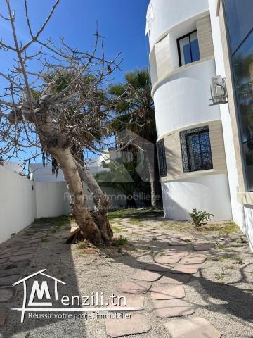 À LOUER | 2 Bureaux A+1 situé prés  du l'hôpital Farhat Hached