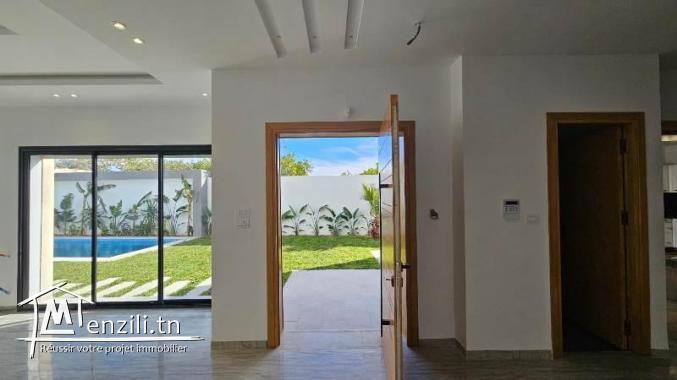 Villa GUZMANIA (Réf: V2732)