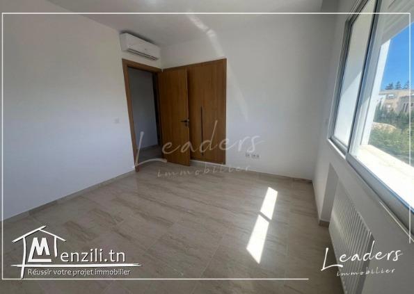 A vendre un appartement S+2 avec une superficie de 124 m² situé à LA SOUKRA ✨