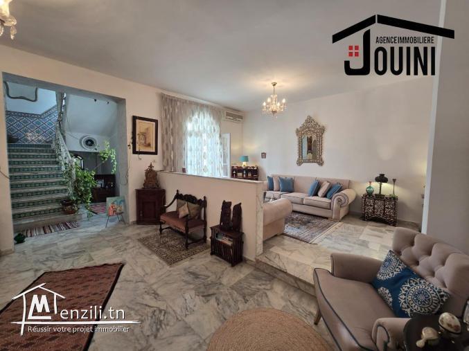 Villa d’Exception avec Jardin et Piscine