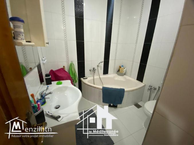 A vendre étage de villa S+3 à Bardo