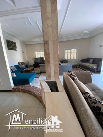 A louer étage de villa à usage bureautique au Bardo