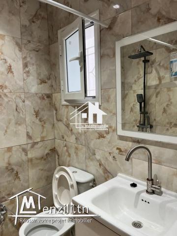 A louer villa S+3 à Menzah 5