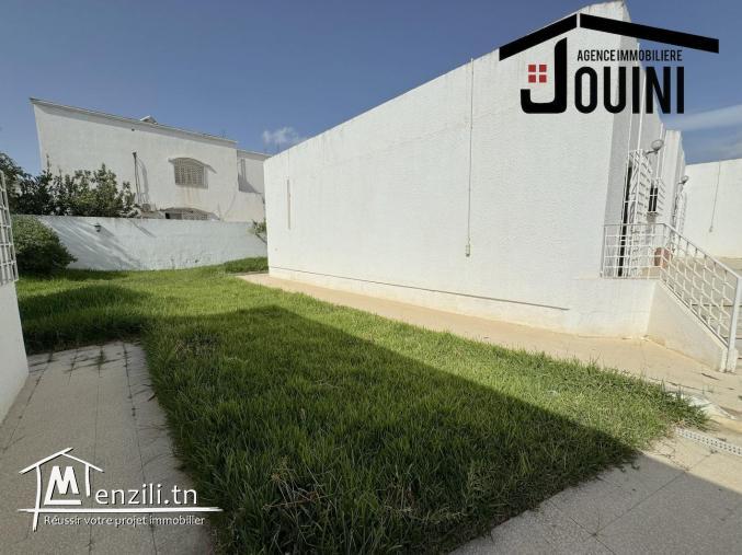 Villa 1000 m2 A Ariana Borj Louzir
