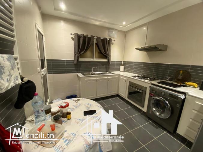 A vendre appartement S+3 à Hay el hadika