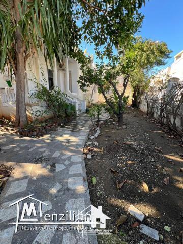 A vendre villa à démolir de 905m² à 20 Mars