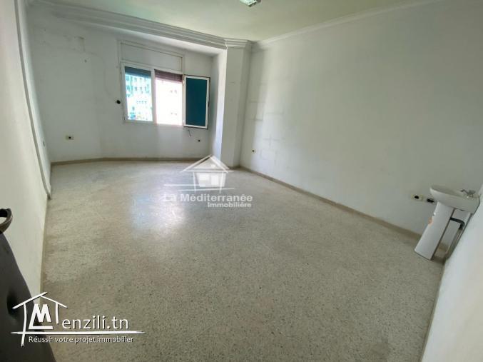 Bureau H+1 au Bardo centre