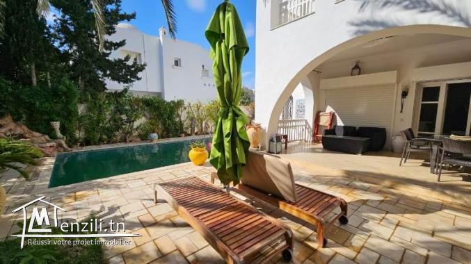 Villa PATRICK(Réf: L2810)