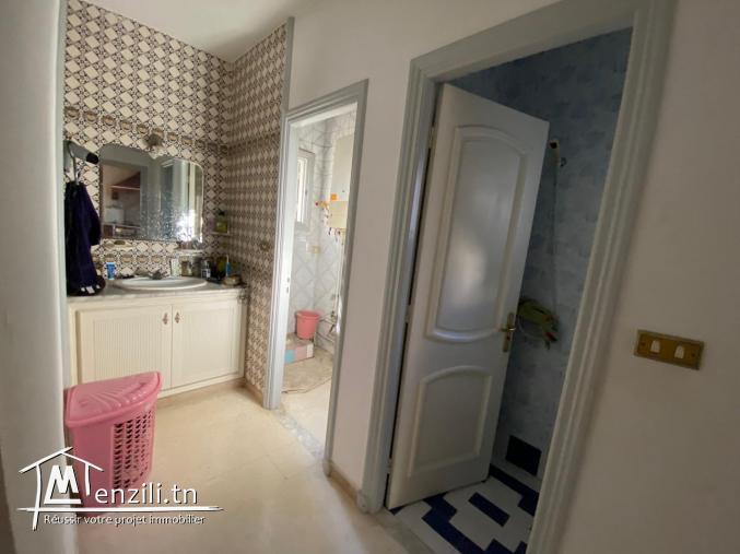 A vendre villa s+7 au Bardo