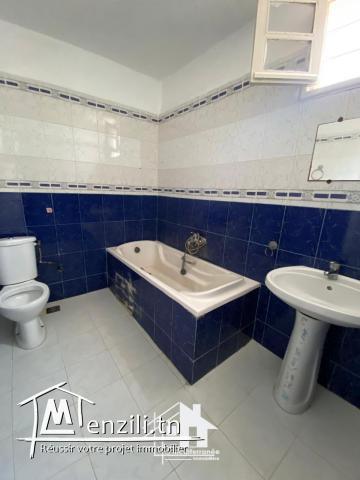 A louer étage de villa S+2 au Bardo