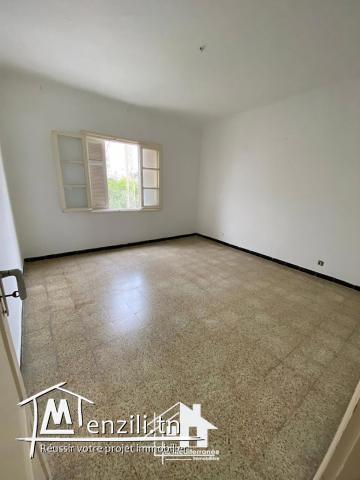 A louer étage de villa S+2 au Bardo