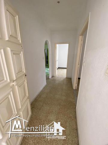 A louer étage de villa S+2 au Bardo