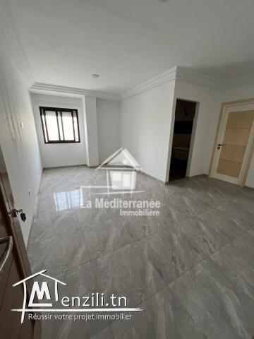 A louer des bureaux neufs h1/h2 à Cité ezzouhour