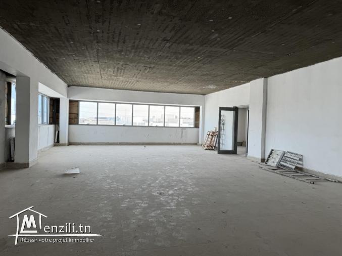 Super bureau 1700 m² en open space au lac 3 kram