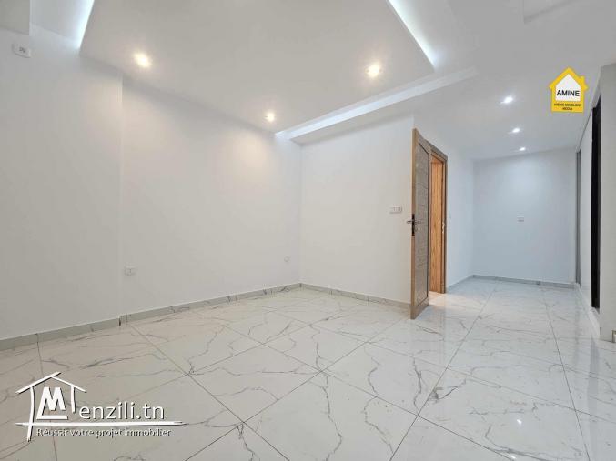 A vendre superbe villa avec piscine proche de la mer à Midoun Djerba