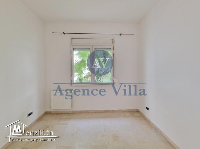 un duplex s+3 à la marsa avec jardin