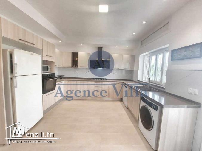 un réez de chaussée s+4 à la marsa avec piscine