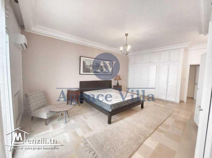 un réez de chaussée s+4 à la marsa avec piscine