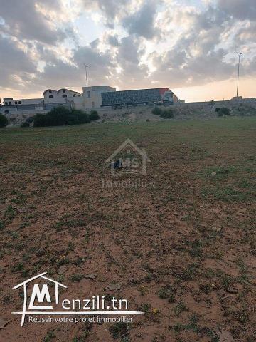 Terrain pieds dans l'eau de 9716 m² à korba à vendre 51355351
