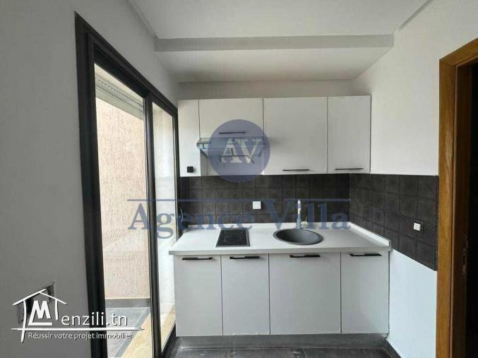 un triplex neuf aux jardins de carthage