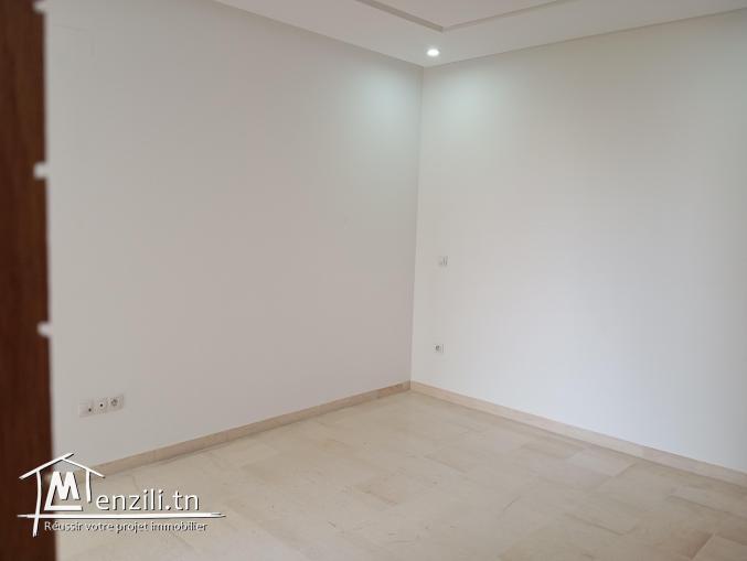À LOUER | Appartement S+2 non meublé à Résidence Panamera, Khzema Est