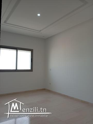 À LOUER | Appartement S+2 non meublé à Résidence Panamera, Khzema Est